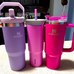 💕💜 LOT OF 3 TUMBLERS 💜💕